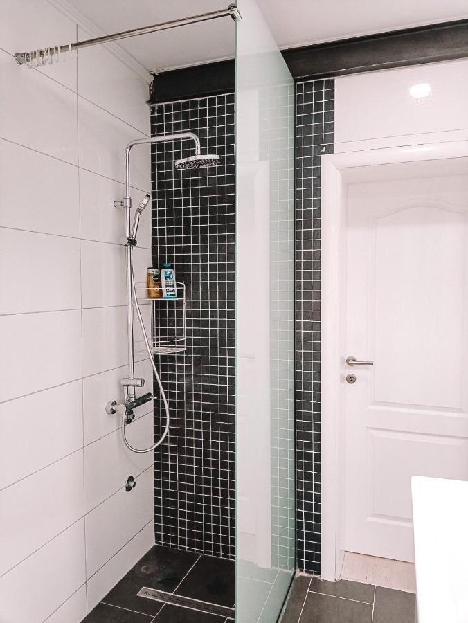 Poseidon House Apartment โมสตาร์ ภายนอก รูปภาพ