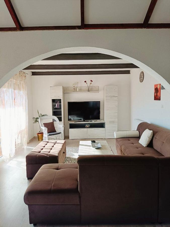 Poseidon House Apartment โมสตาร์ ภายนอก รูปภาพ